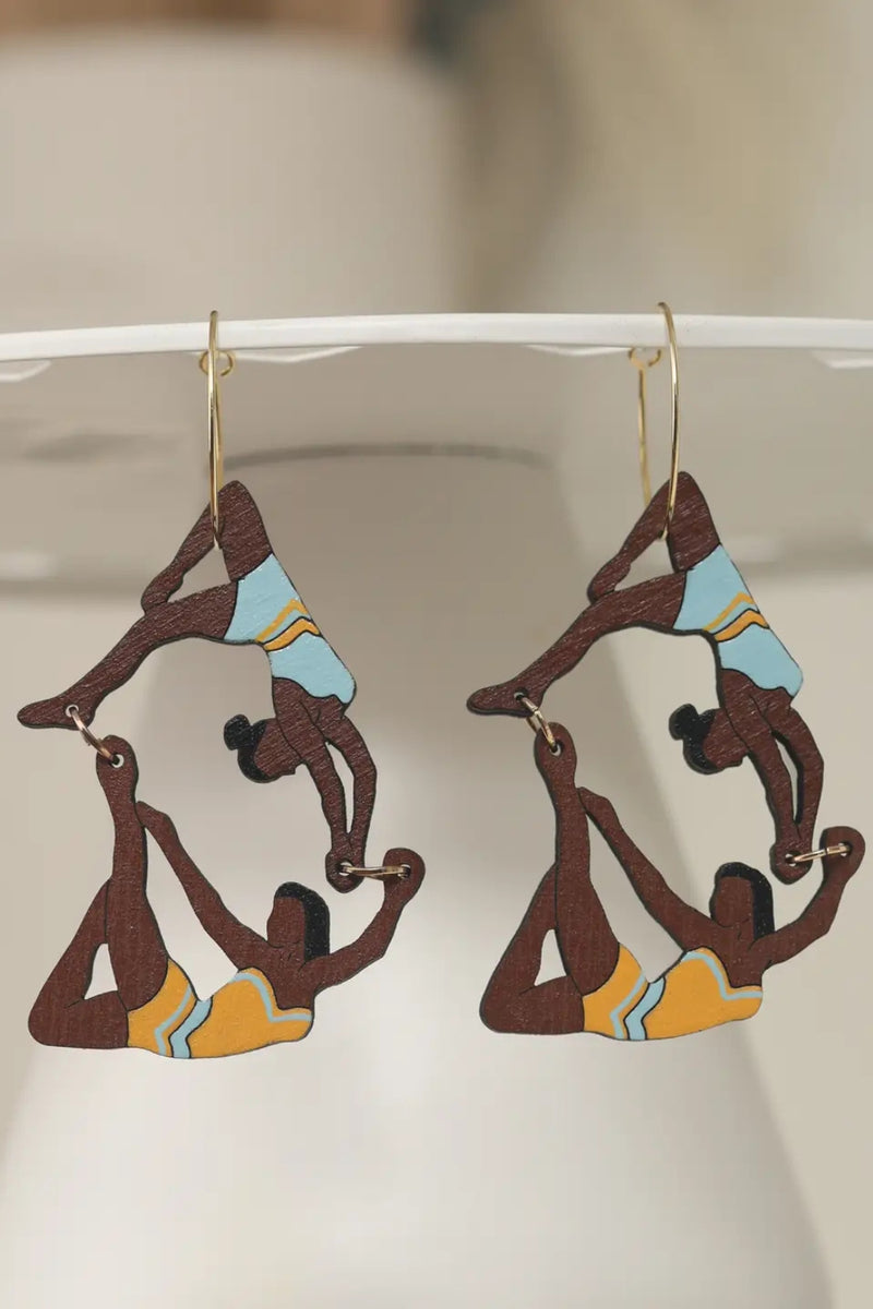 Le Chic Miami Trapeze Artist Hoop Earrings