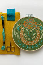 Rikrack Embroidery Kit Lucky