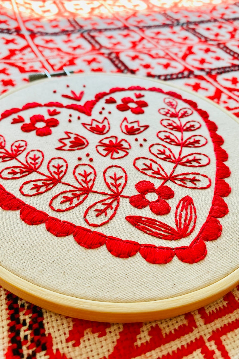 Embroidery Kit Nordic Heart