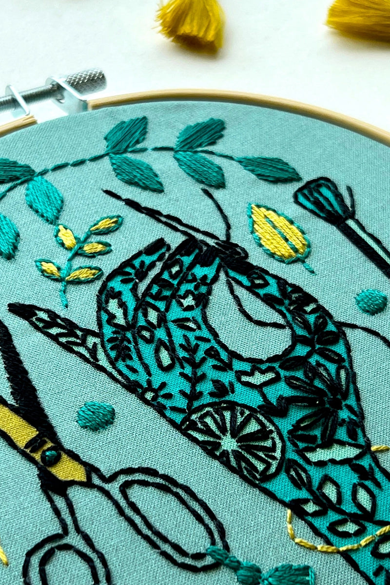 Rikrack Embroidery Kit Maker