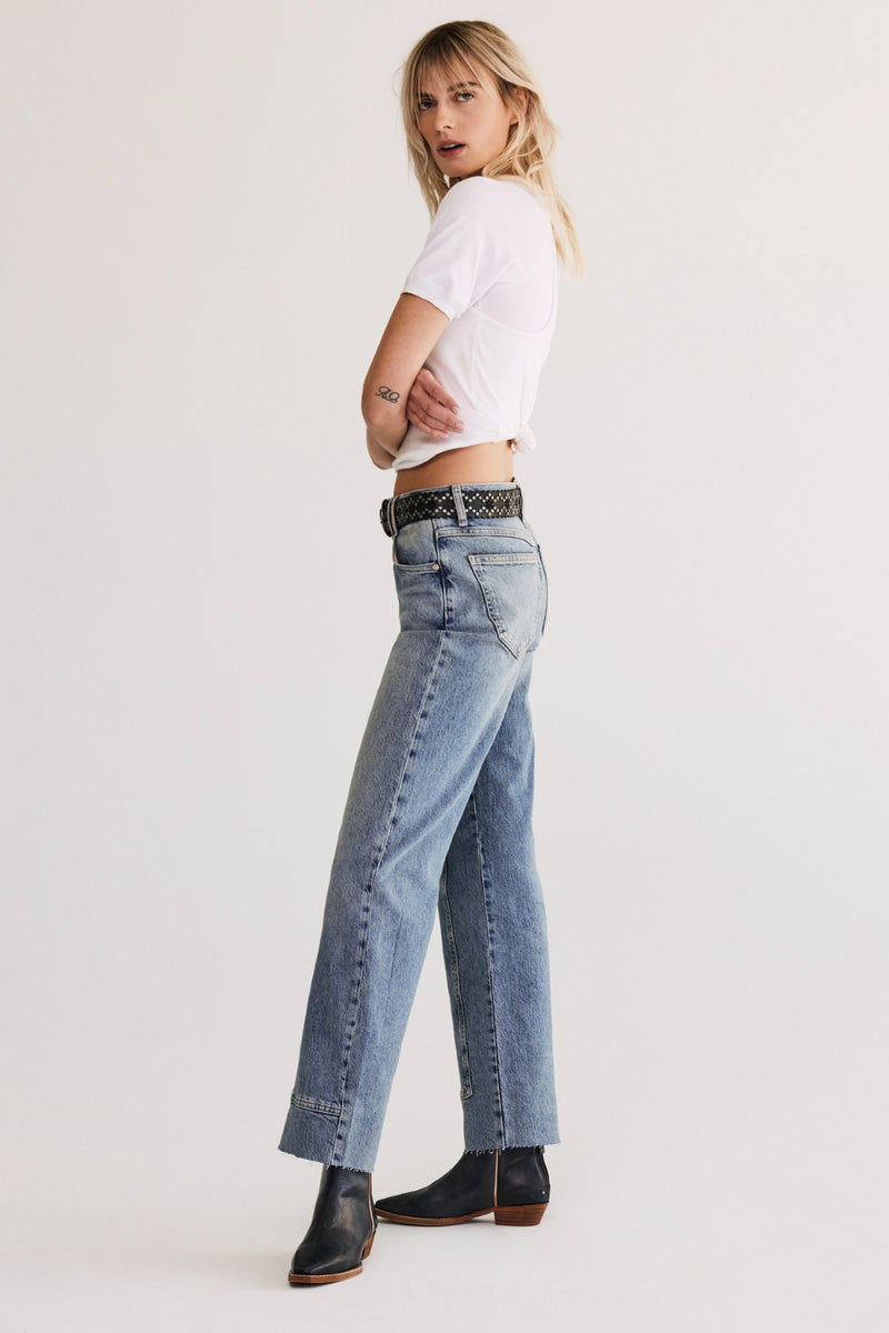 Risk Taker Mid-Rise Straight Denim Mantra