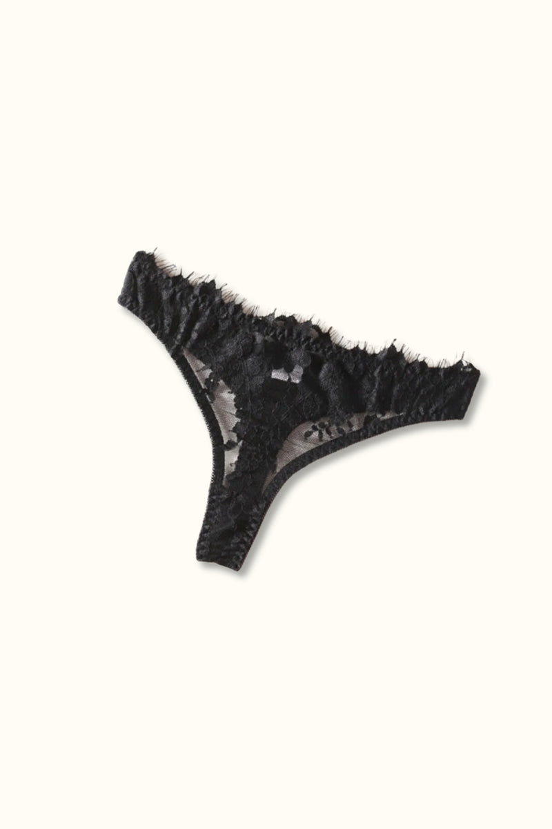 Charm Lace Thong R0681A