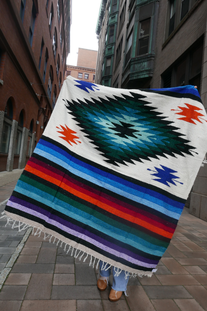 Extra Fancy Diamond Design Blanket - Mint